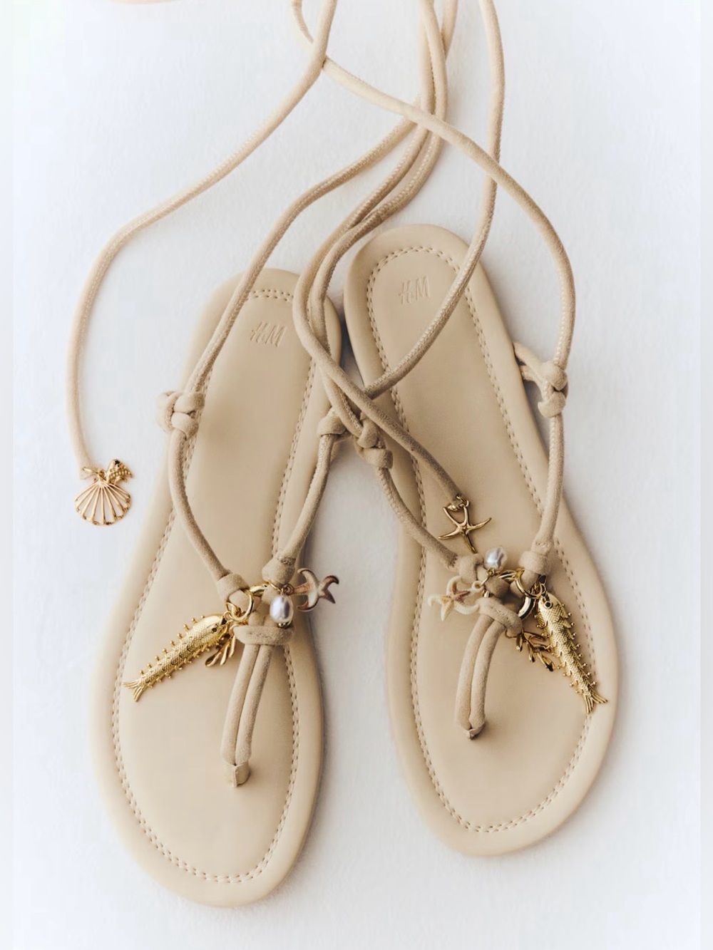 H&M Beige Lace-Up Sandals with Gold Shell Charms size 7 M NWT